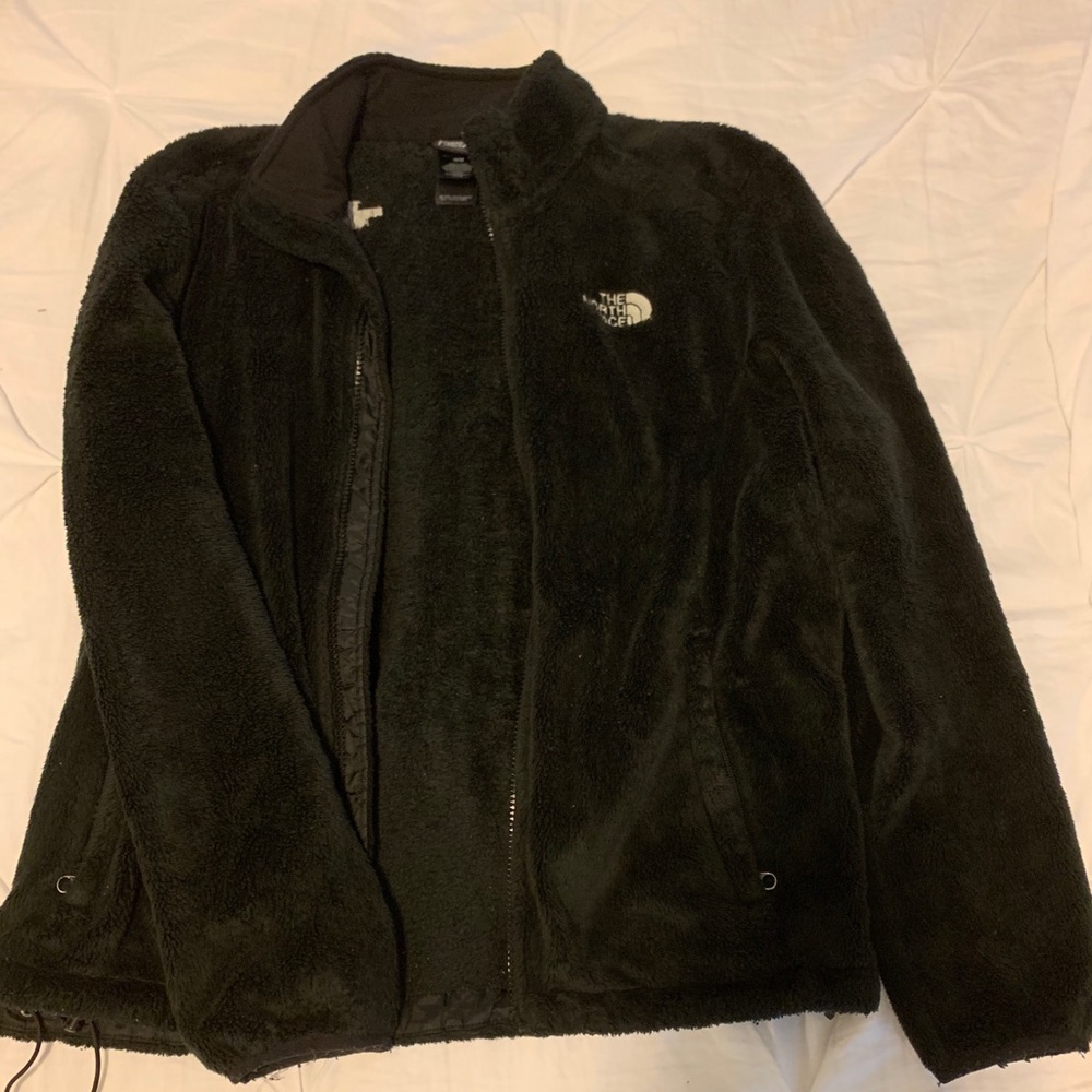 Black fleece Northface jacket